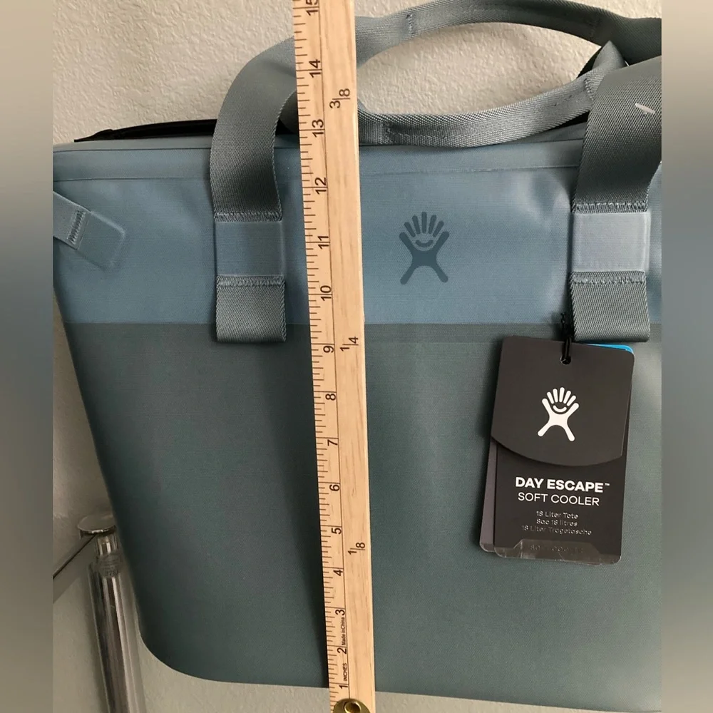 New Hydro Flask Teal Tote Bag with Black Straps